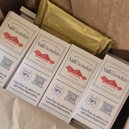 Single-Origin Cacao with Vanilla • 70% Dark, 30% Golden Sugar